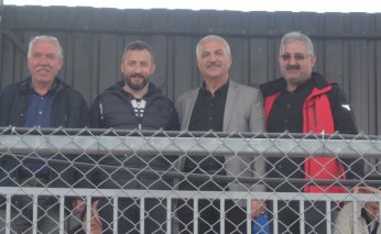 İliyaz topu at. Sercan topu tut!