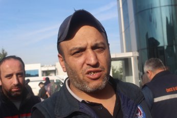 Çocuğuma gözükmemek için evden erken çıkıyorum