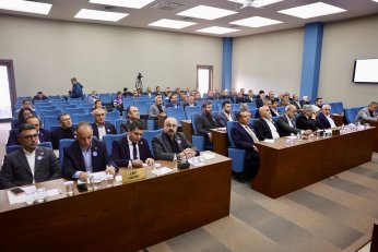 Darıca Cami’de kaçaklar için kepçe kapıda