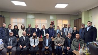 Sahada olalım. Programı okuyun anlatın