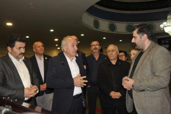 Mesafeyi kapatın. Oy vermeyen seçmene gidin