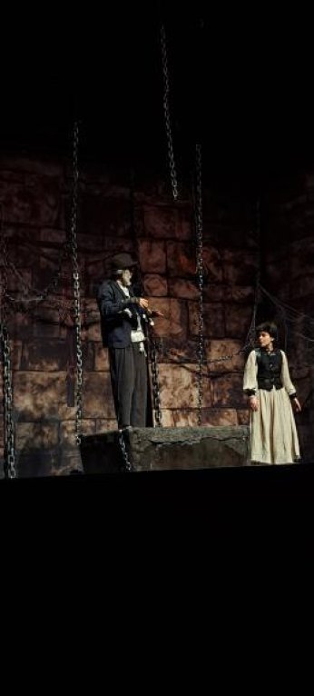 Jan Dark, Gebze’de kapalı gişe