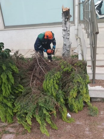 Çayırova’da fırtına eğitimi de vurdu