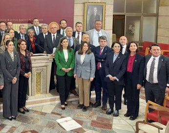 Mücadele ve direnişe omuz verin