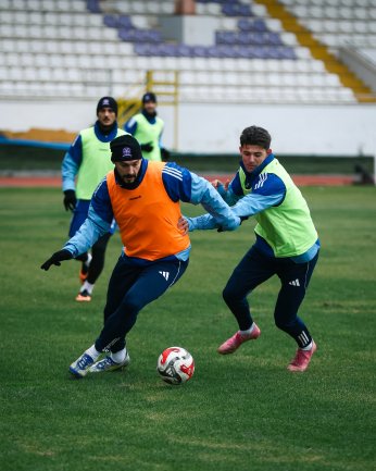 Ağam da ben, Gebzelıyam! Paşam da şimdi gelir vay   
