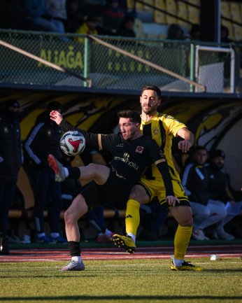 Başıma neler geldi hezimeti Taş önledi 