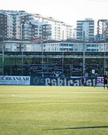 Başıma neler geldi hezimeti Taş önledi 