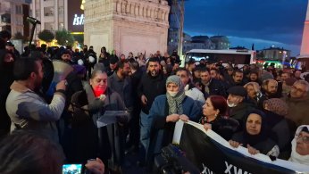 Bayrağa saldırıyı kınıyoruz.  Hissettiğinizi hissediyoruz 