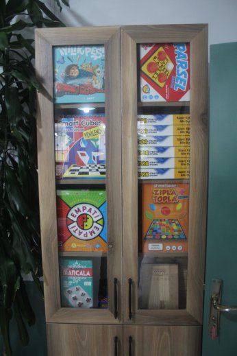 Kütüphane açılışında yeni destek çağrısı