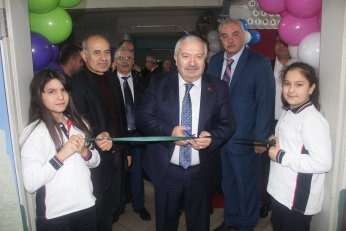 Kütüphane açılışında yeni destek çağrısı