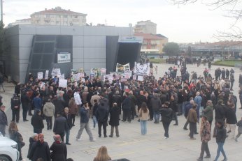 Çocuklar değil katiller öldürür