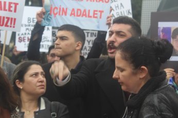 Çocuklar değil katiller öldürür