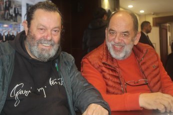 Gövde gösterisi: Burada da varız