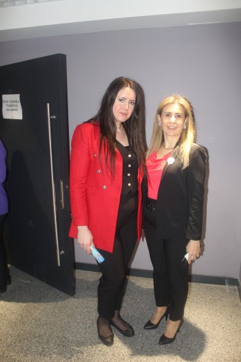 Adayların 19'u yarıştı Üyelerin yüzde 20'si katıldı 