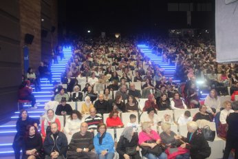 Elveda diyemem ki deseydi iyiydi