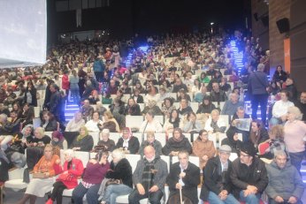 Elveda diyemem ki deseydi iyiydi