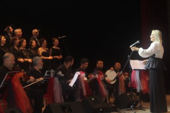 Elveda diyemem ki deseydi iyiydi