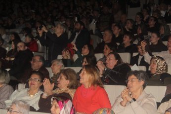 Elveda diyemem ki deseydi iyiydi