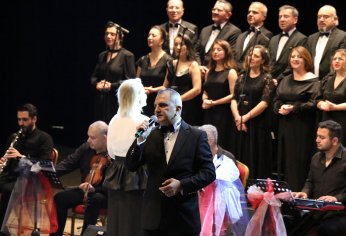 Elveda diyemem ki deseydi iyiydi