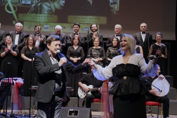 Elveda diyemem ki deseydi iyiydi