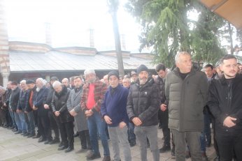 Son yolculuğuna Şuârâ Suresi ile uğurlandı