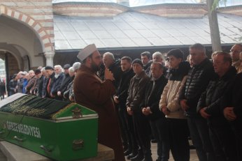 Son yolculuğuna Şuârâ Suresi ile uğurlandı