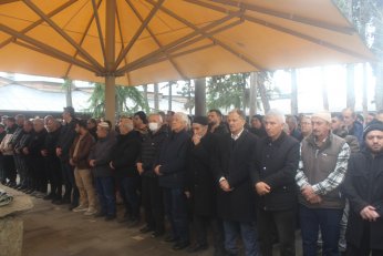 Son yolculuğuna Şuârâ Suresi ile uğurlandı