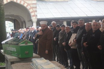 Son yolculuğuna Şuârâ Suresi ile uğurlandı