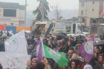 Sakık: Emir kipiyle barış olmaz