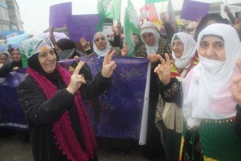 Sakık: Emir kipiyle barış olmaz