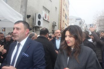 Sakık: Emir kipiyle barış olmaz