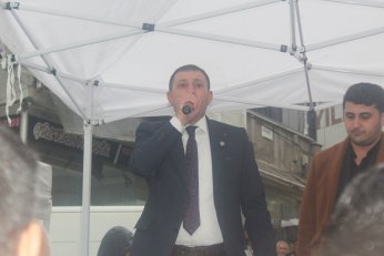 Sakık: Emir kipiyle barış olmaz