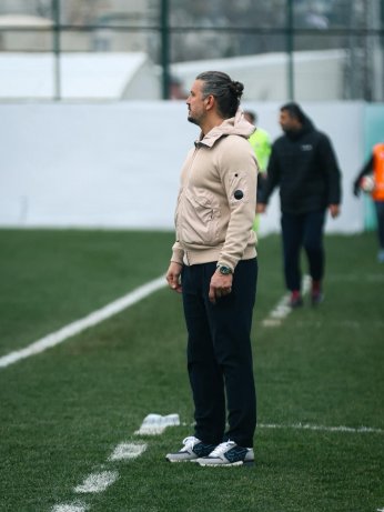 Sahada Yurtseven kulübede Emre Toraman etkisi 