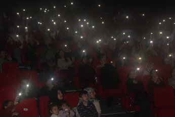 Senede bir gündü. O da önceki gündü 