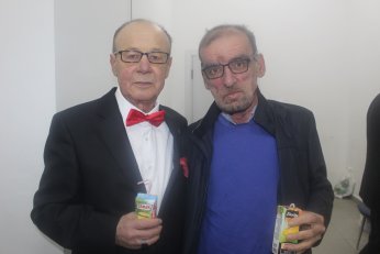 Senede bir gündü. O da önceki gündü 