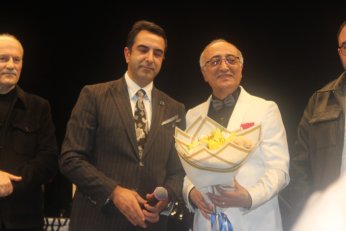 Senede bir gündü. O da önceki gündü 