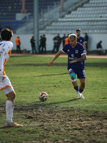 Sen Ağasın. Düştüğün yerden kalkarsın