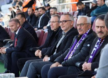 Sen Ağasın. Düştüğün yerden kalkarsın