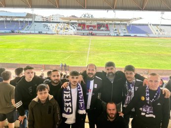 Sen Ağasın. Düştüğün yerden kalkarsın