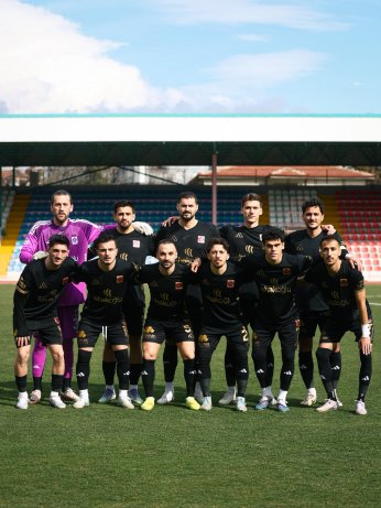 Gül iyiydi de dikeni vardı