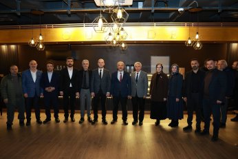 1 lira kazansın yeter ama  1 lira bile zarar etmesin