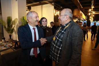 1 lira kazansın yeter ama  1 lira bile zarar etmesin