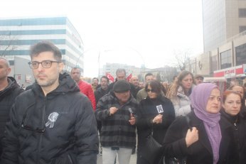 Örtmeyin. Aydınlatın. 