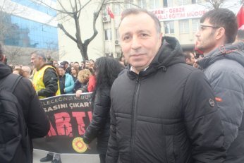 Örtmeyin. Aydınlatın. 