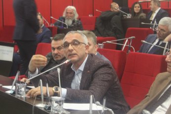 Belediye araçları paralı yollardan hızla geçecek