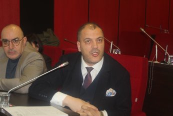 Belediye araçları paralı yollardan hızla geçecek