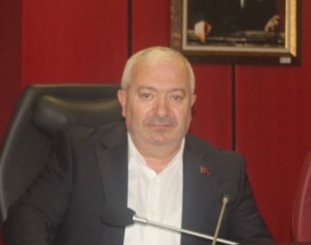 Tesis kuracaktınız. Paletin önüne mi yattık 