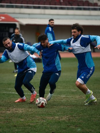 1’nci Lig için oyna Bir inci için oyna 