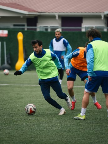 1’nci Lig için oyna Bir inci için oyna 