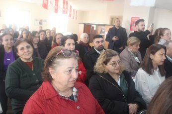 Üç kadın vekilimiz olsun diye desteğe geldim